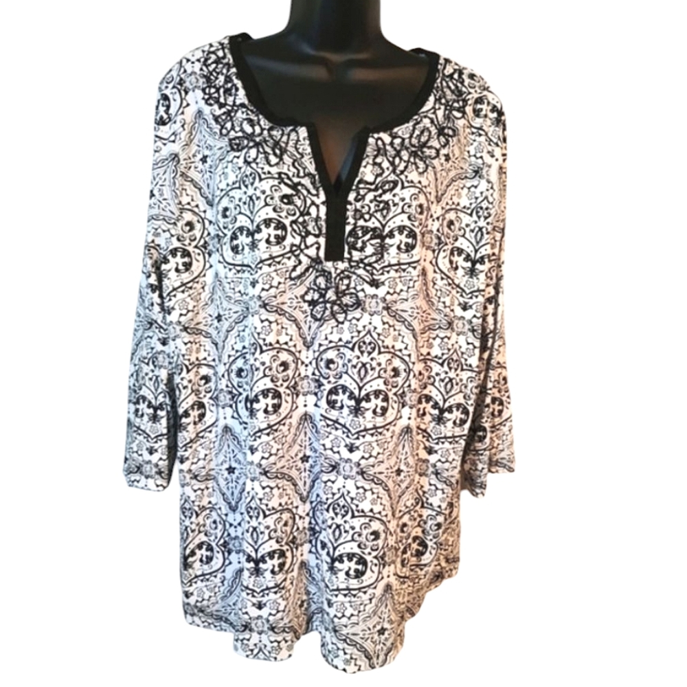Coral Bay White Black Floral Split Neck Blouse Size 1X